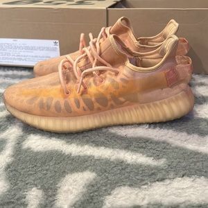 Mono Clay Yeezy 350 Size 11